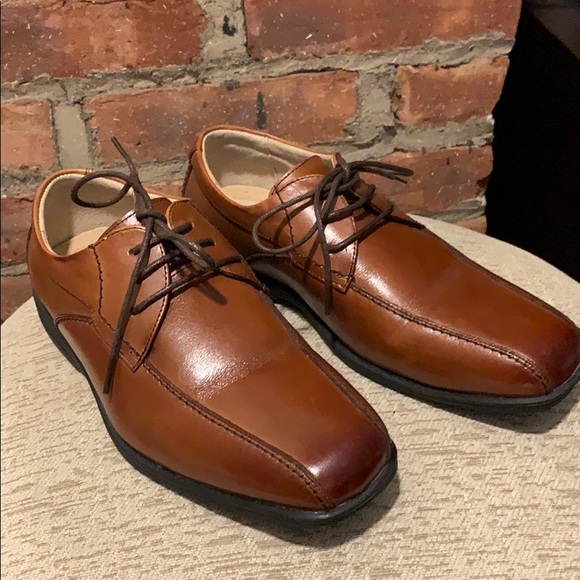 bicycle toe oxford